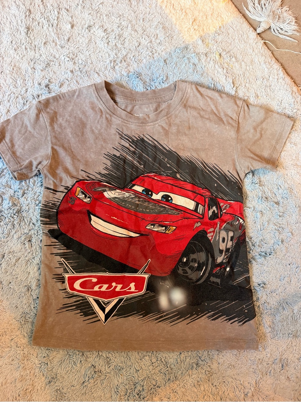 Disney Pixar 4t big Cars Lightning McQueen Kids Red Graphic Tee